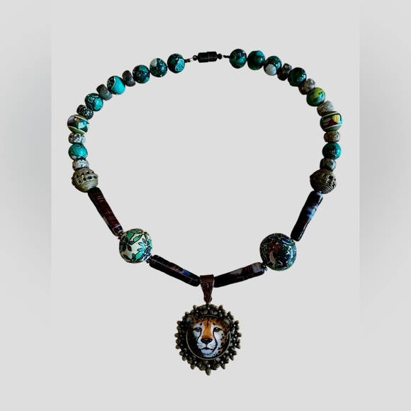 Handpainted beads and cheetah face pendant necklace African beads brass choker - Picture 4 of 9